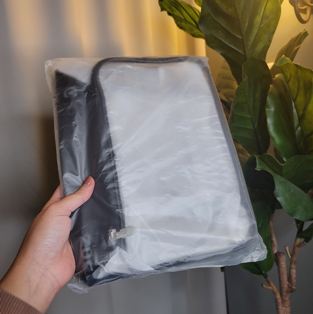 ZUCA Utility Pouch- Large